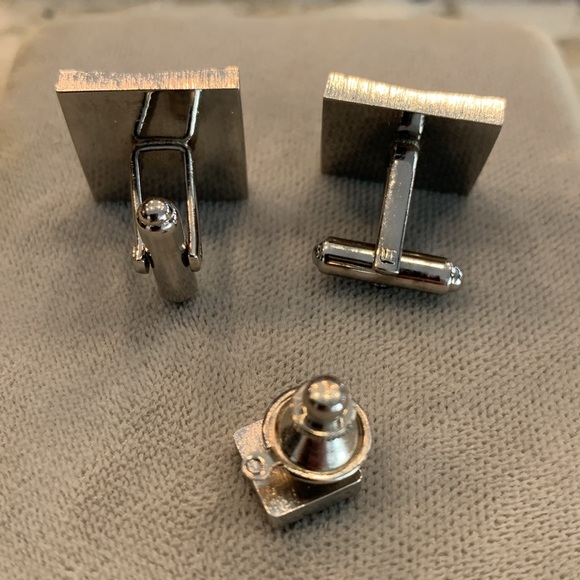 Cuff links - Picture 2 of 3